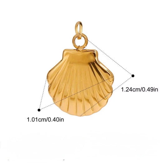 Scalloped shell charm - small