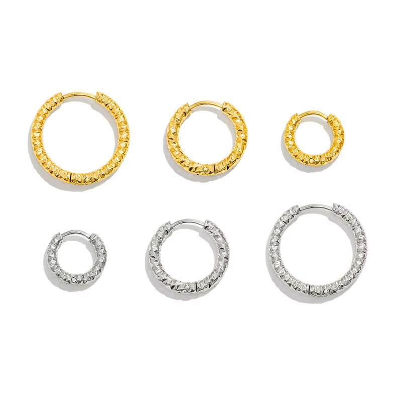 Pepper textured hoop earrings